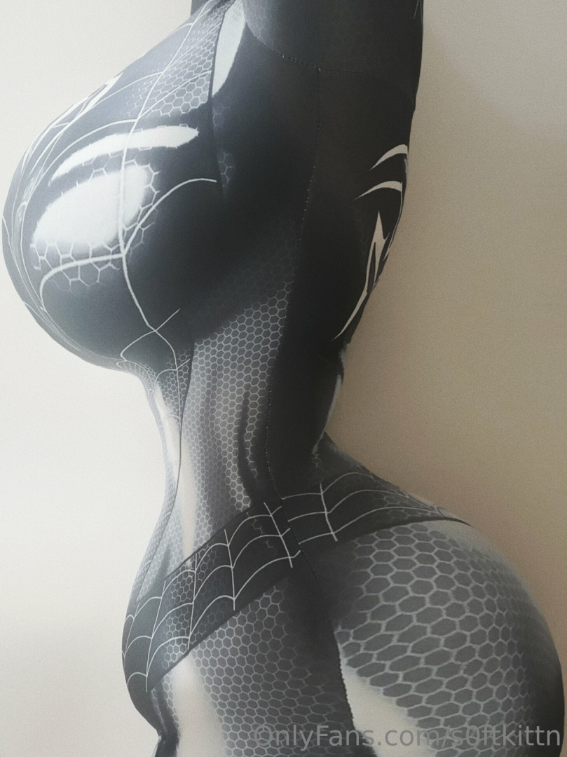 Photo by soft-kittn published on October 11,2023 15:19:55 - BestThots