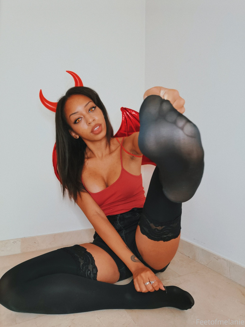 Photo by feetofmelanie published on July 13,2023 09:32:31 - BestThots