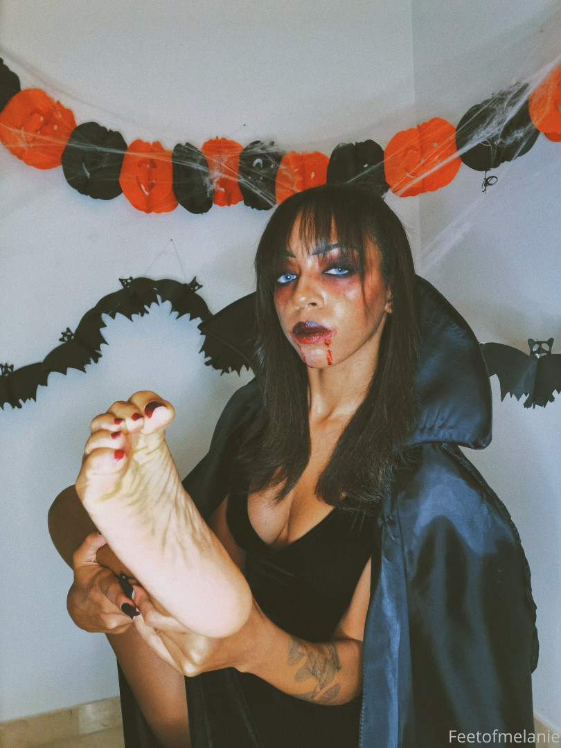 Photo by feetofmelanie published on July 13,2023 09:33:13 - BestThots