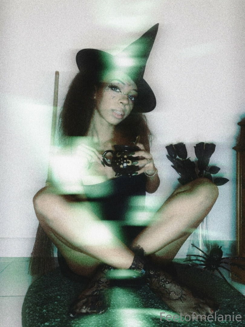 Photo by feetofmelanie published on January 15,2024 10:31:01 - BestThots