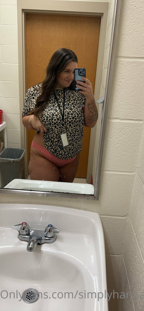 Photo by simplyhannahh published on October 12,2023 23:43:55 - BestThots