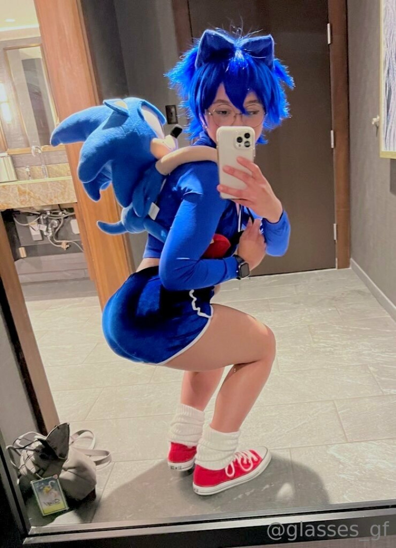 Photo by glasses_gf published on July 13,2023 00:27:57 - BestThots