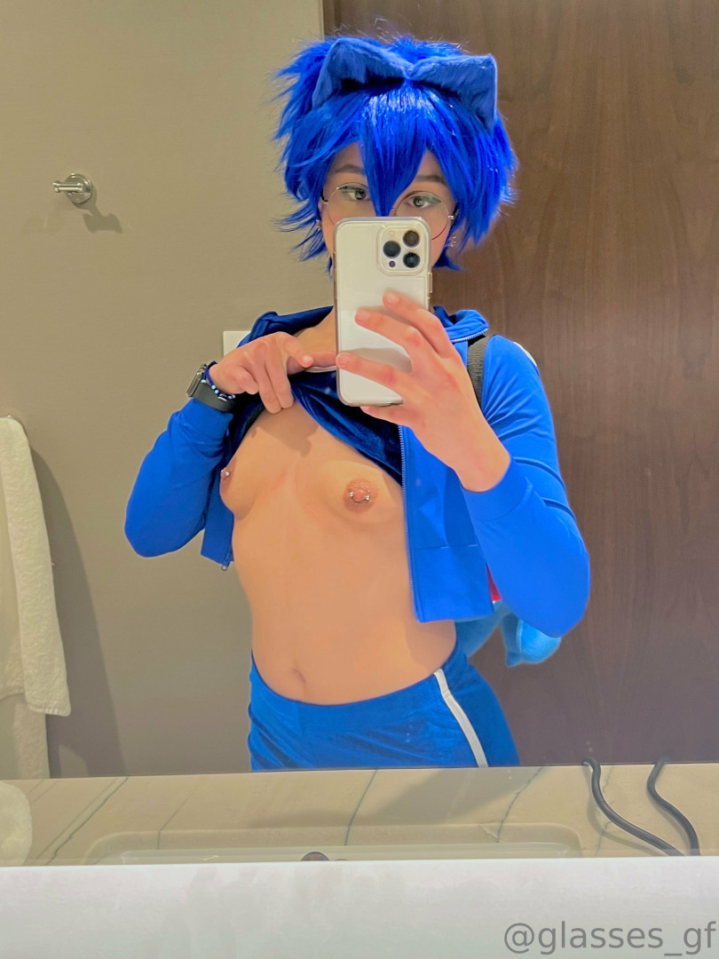 Photo by glasses_gf published on July 13,2023 00:28:13 - BestThots