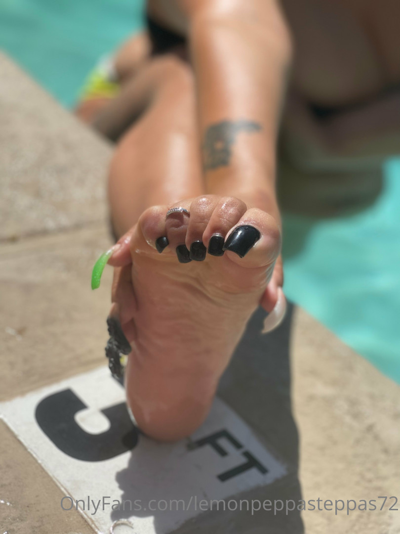 Photo by lemonpeppasteppas72 published on June 7,2023 23:30:44 - BestThots