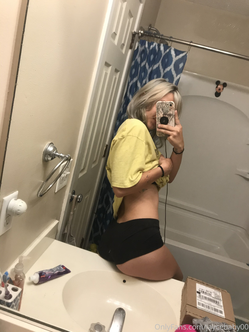 Photo by jaycebaby2000 published on October 16,2023 04:35:47 - BestThots