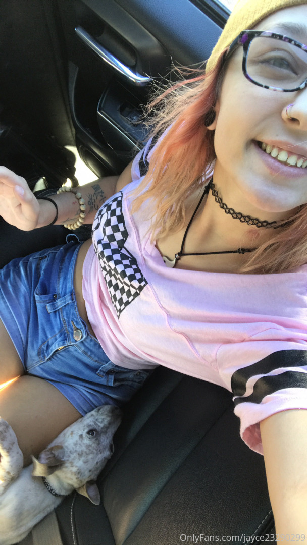 Photo by jaycebaby2000 published on October 16,2023 04:40:23 - BestThots