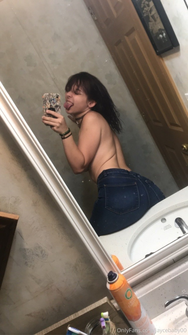 Photo by jaycebaby2000 published on October 16,2023 04:51:52 - BestThots