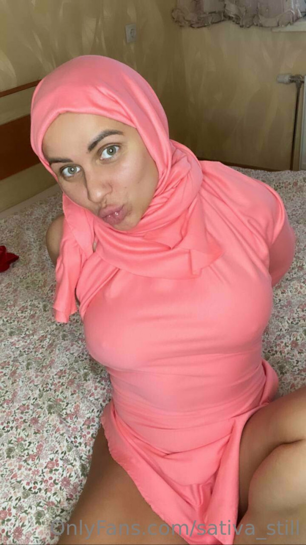 Photo by sativa_still published on May 18,2023 09:41:29 - BestThots