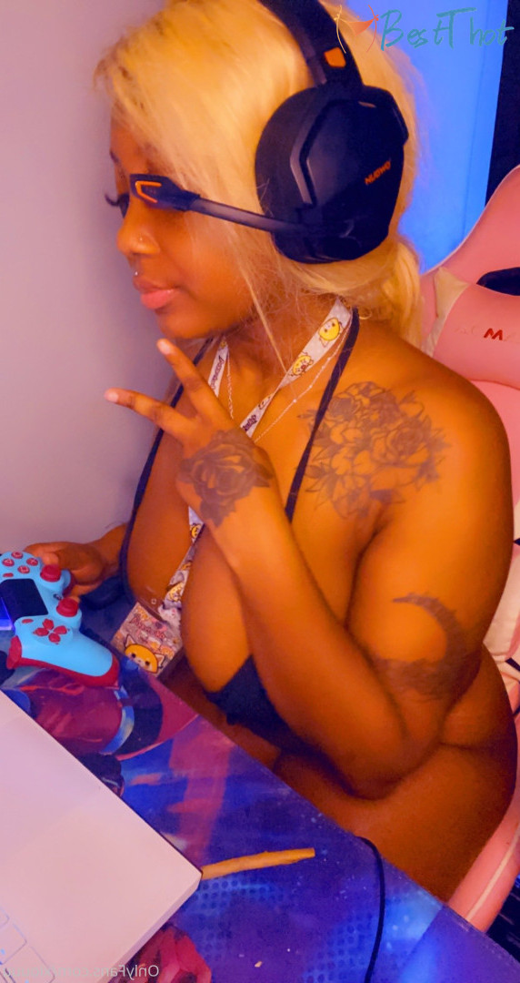 Photo by xiouuu published on December 15,2024 00:03:18 - BestThots