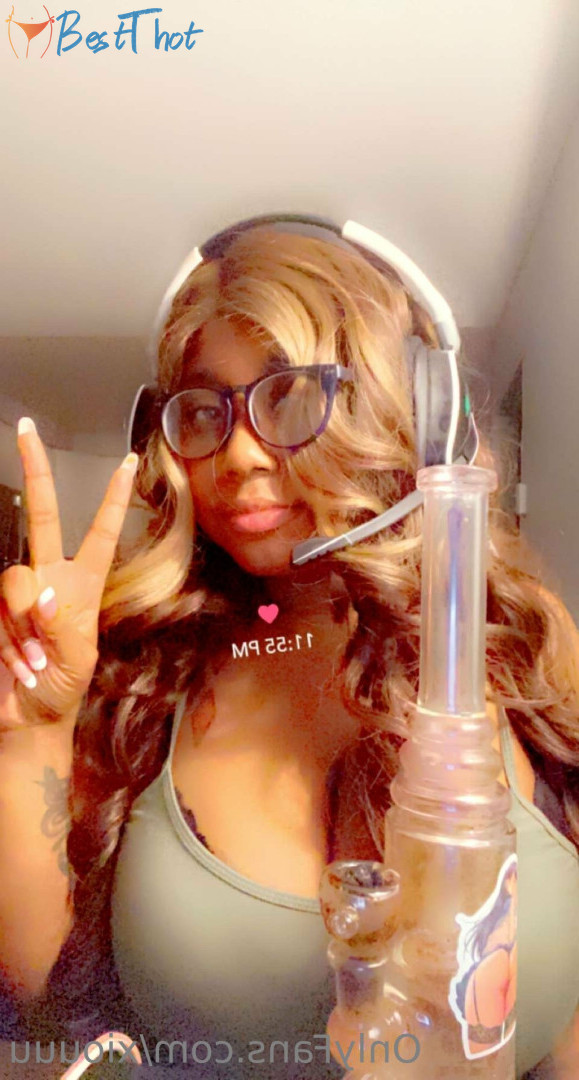 Photo by xiouuu published on December 15,2024 01:06:10 - BestThots