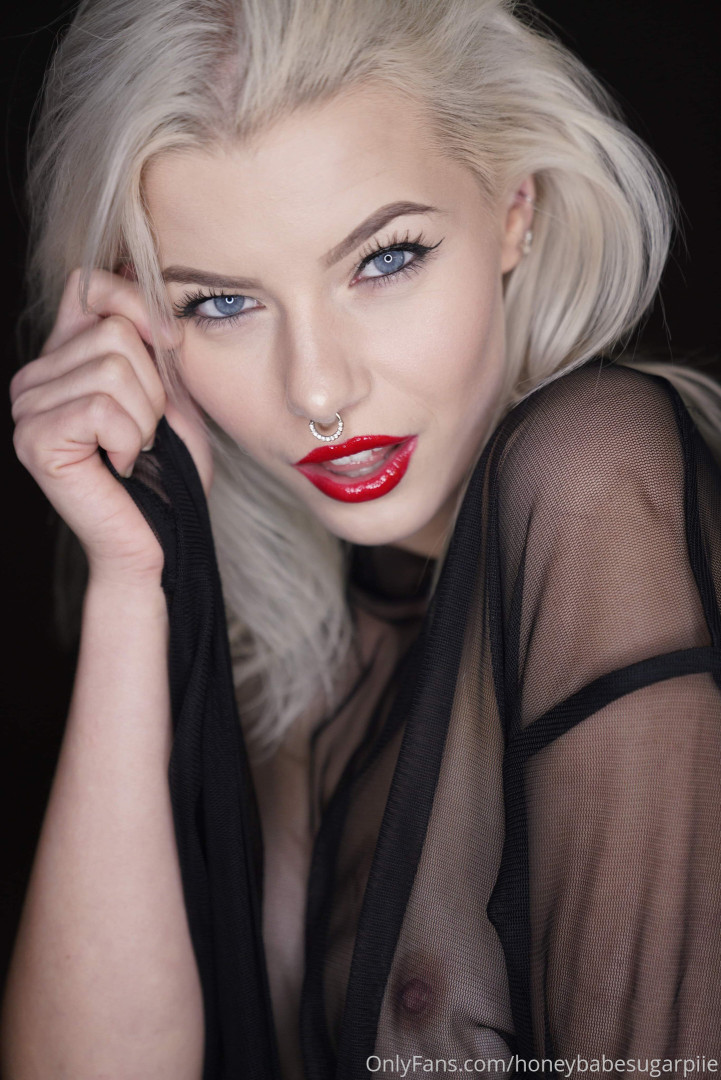 Photo by honeybabesugarpiie published on October 16,2023 15:46:16 - BestThots