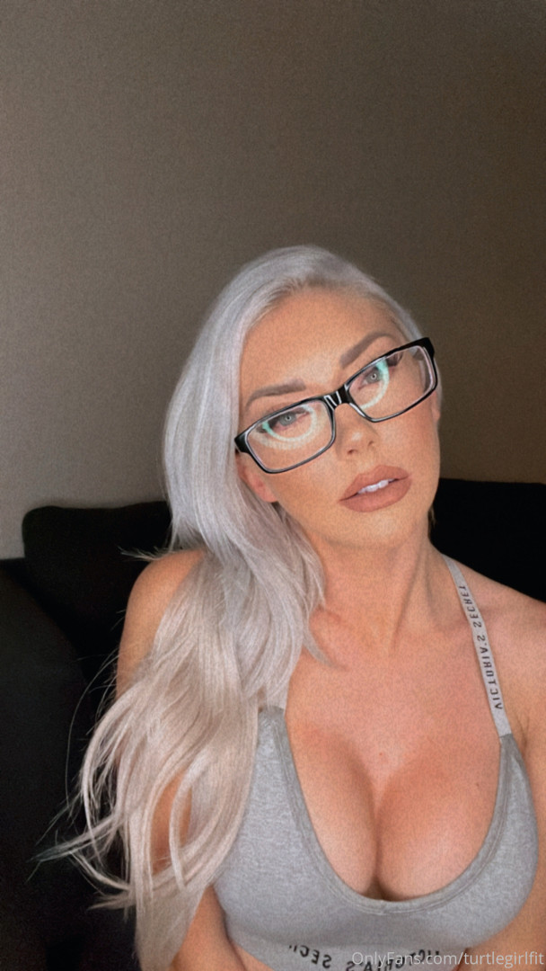 Photo by turtlegirlfit published on May 16,2023 14:01:51 - BestThots