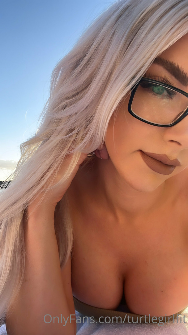 Photo by turtlegirlfit published on May 16,2023 14:02:05 - BestThots