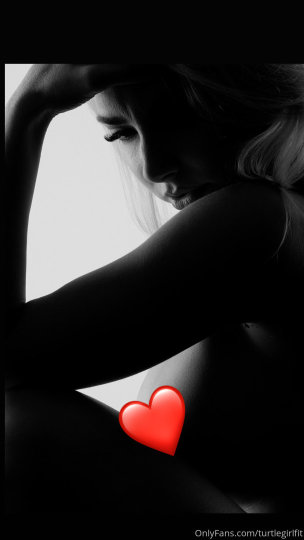 Photo by turtlegirlfit published on May 16,2023 14:02:21 - BestThots