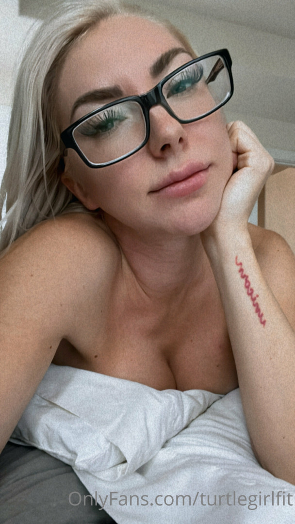 Photo by turtlegirlfit published on May 16,2023 14:03:51 - BestThots