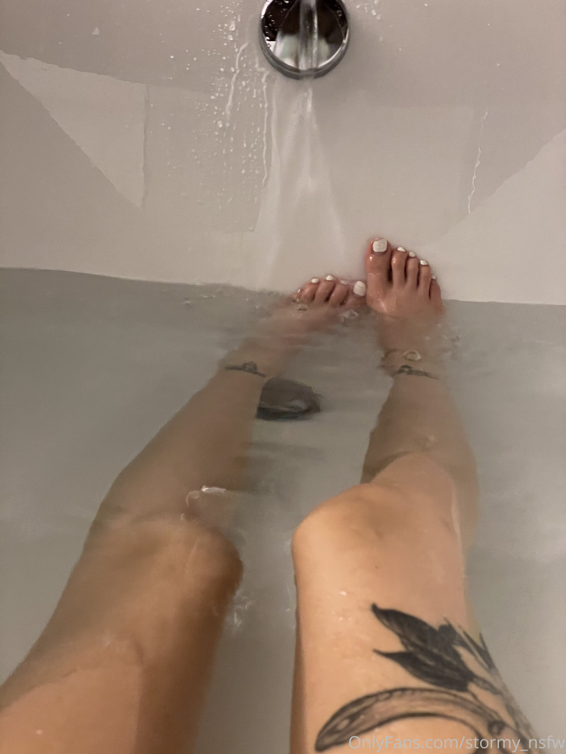 Photo by stormy_nsfw published on August 13,2023 08:54:50 - BestThots