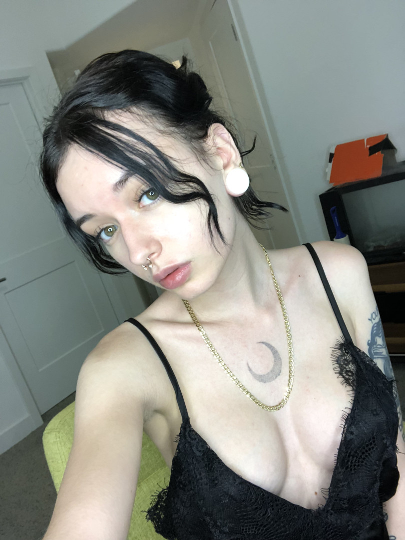 Photo by stormy_nsfw published on August 13,2023 09:19:16 - BestThots