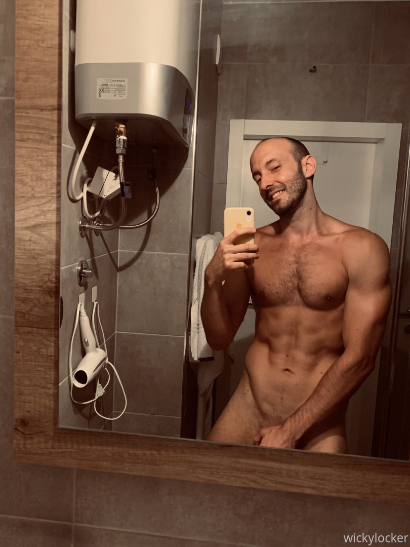 Photo by nakedgamervip published on May 20,2023 11:36:17 - BestThots