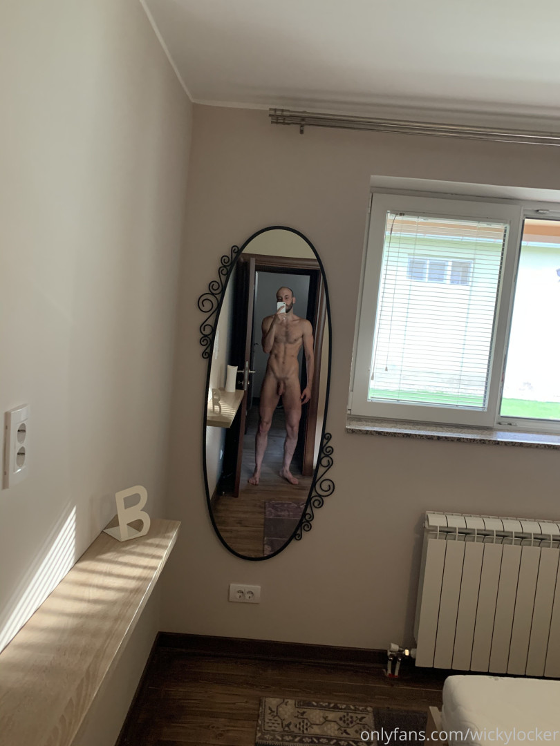 Photo by nakedgamervip published on May 20,2023 11:36:43 - BestThots