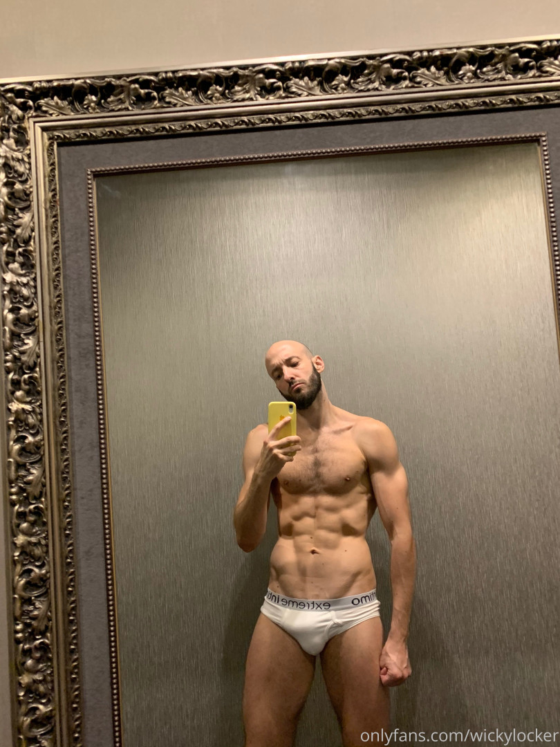 Photo by nakedgamervip published on May 20,2023 11:37:02 - BestThots