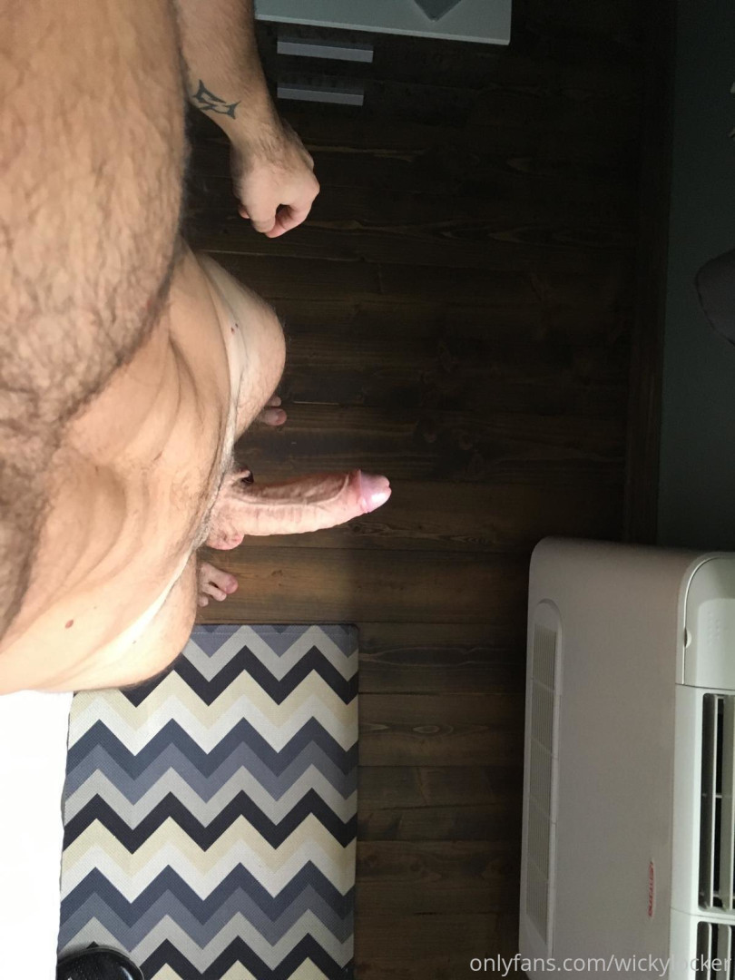 Photo by nakedgamervip published on May 20,2023 11:37:43 - BestThots