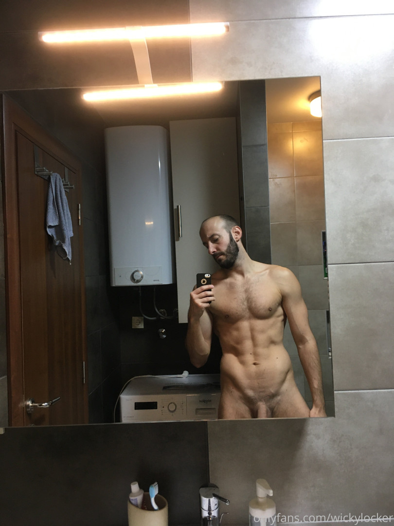 Photo by nakedgamervip published on May 20,2023 11:37:47 - BestThots