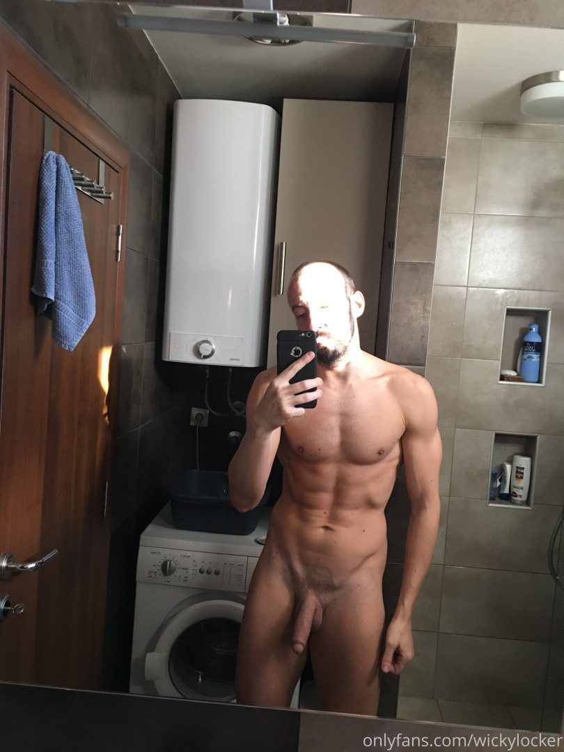 Photo by nakedgamervip published on May 20,2023 11:38:30 - BestThots