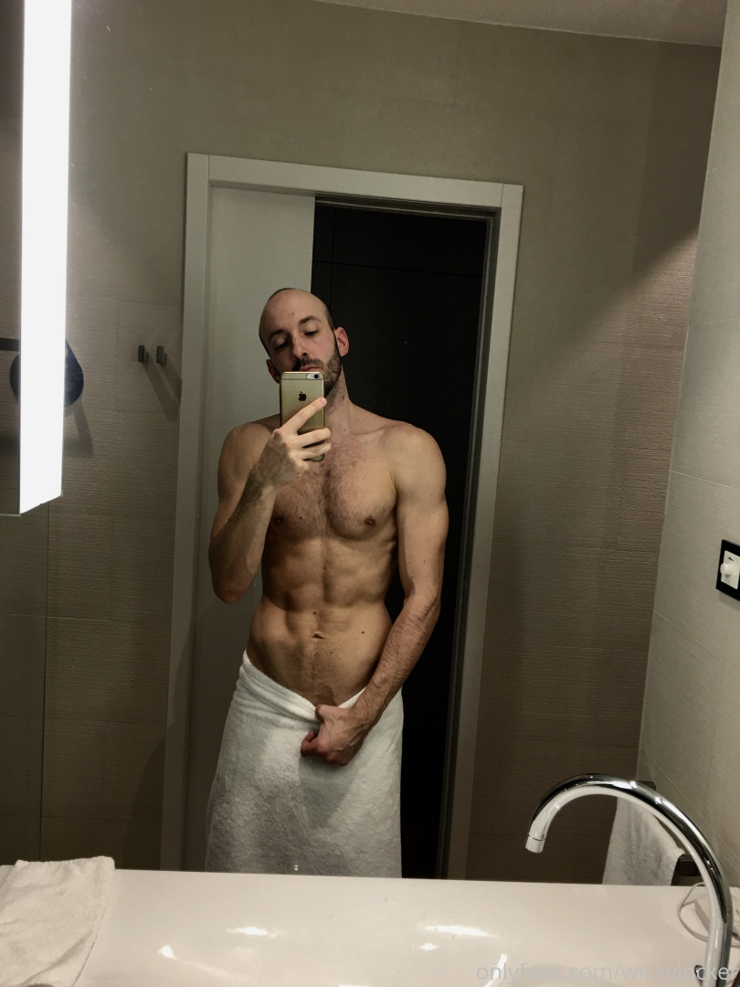 Photo by nakedgamervip published on May 20,2023 11:38:38 - BestThots