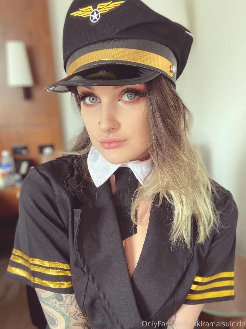 Photo by akiramaisuicide published on October 16,2023 06:10:36 - BestThots