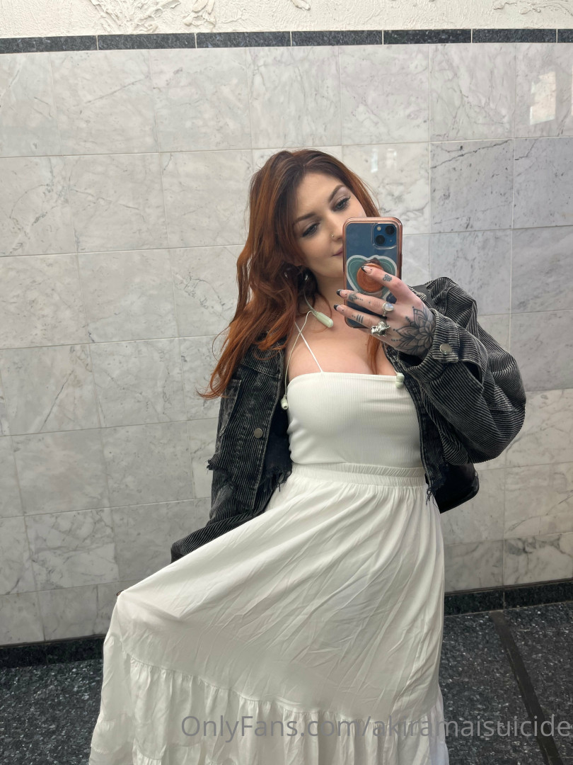 Photo by akiramaisuicide published on October 16,2023 07:25:14 - BestThots