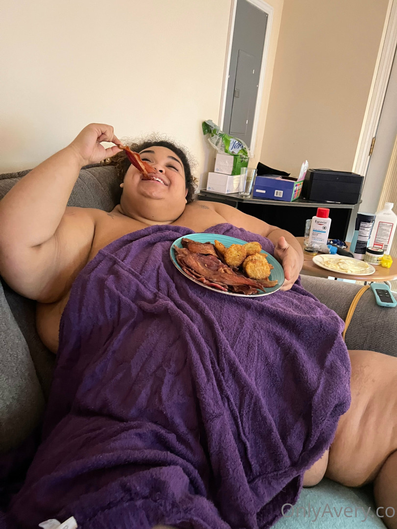 Photo by averyssbbw published on August 3,2023 07:45:24 - BestThots