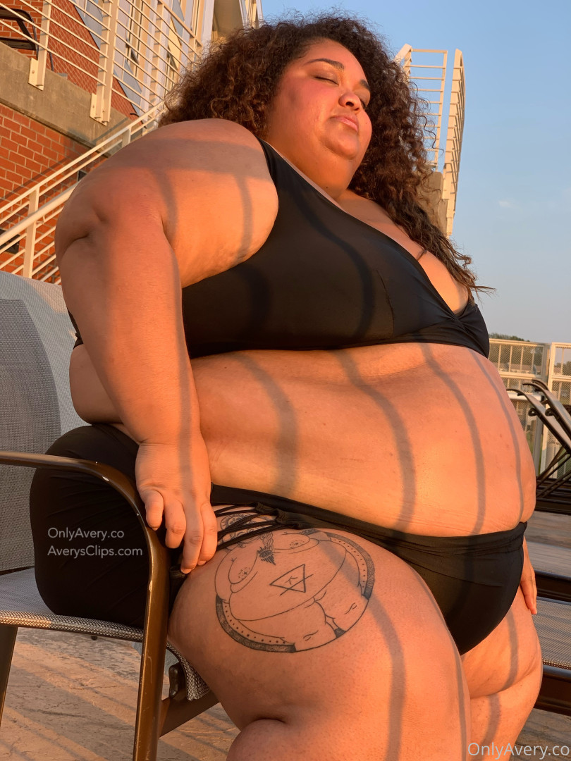 Photo by averyssbbw published on August 3,2023 07:48:42 - BestThots