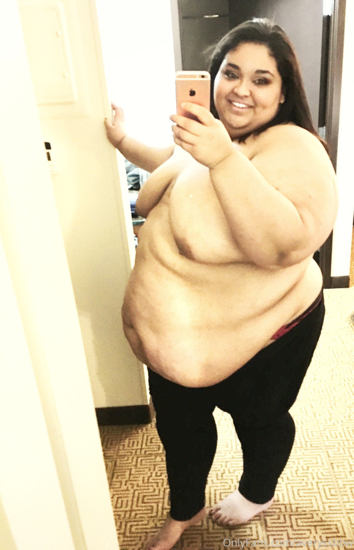 Photo by averyssbbw published on August 3,2023 07:50:13 - BestThots