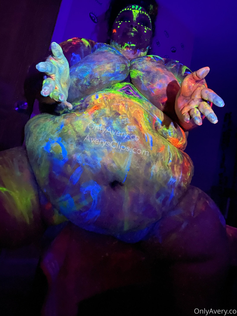 Photo by averyssbbw published on August 3,2023 07:50:56 - BestThots