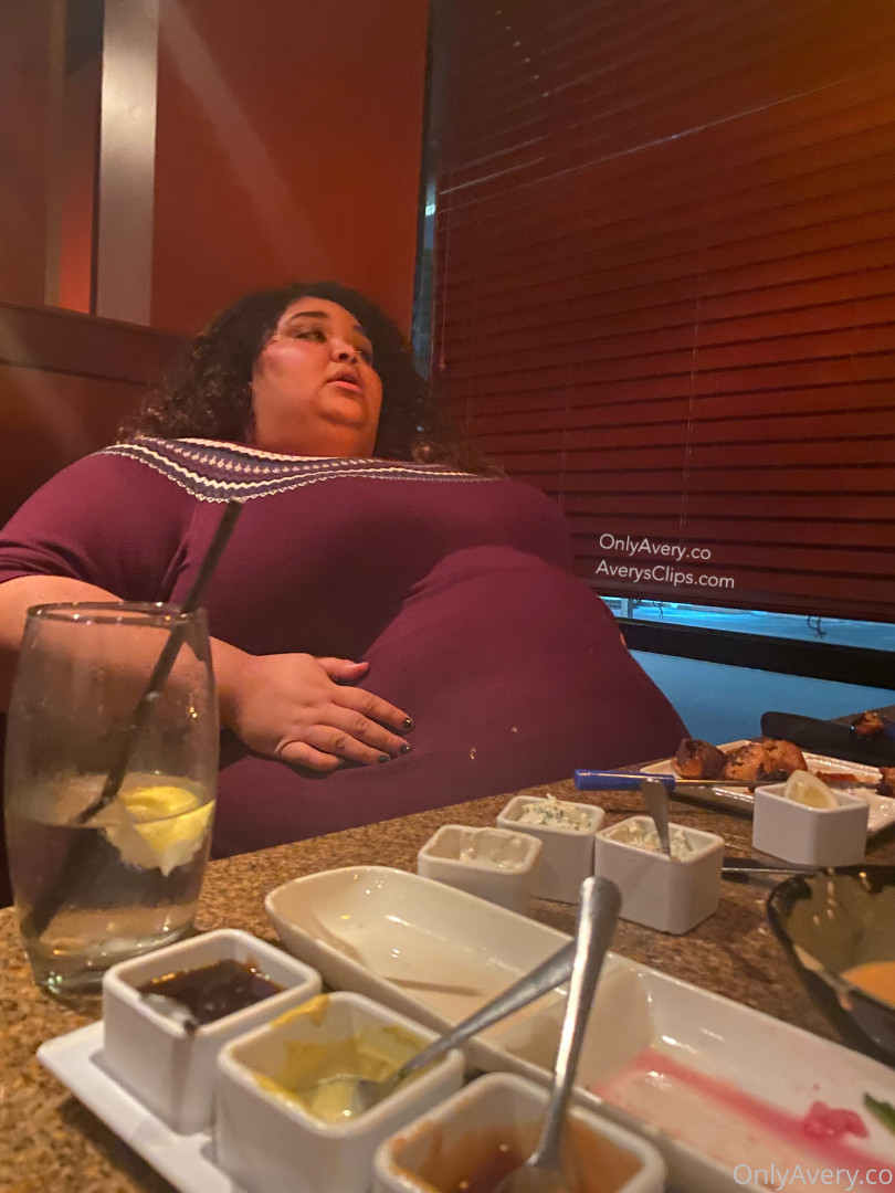 Photo by averyssbbw published on August 3,2023 07:51:14 - BestThots