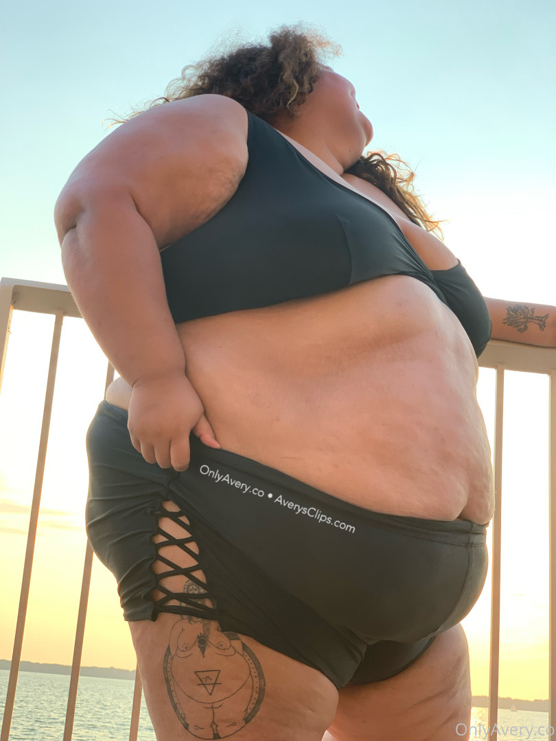 Photo by averyssbbw published on August 3,2023 07:52:37 - BestThots