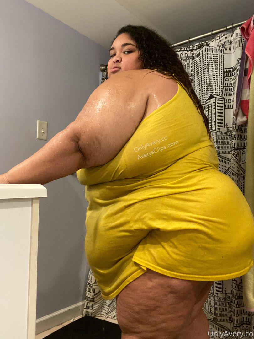 Photo by averyssbbw published on August 3,2023 07:54:02 - BestThots