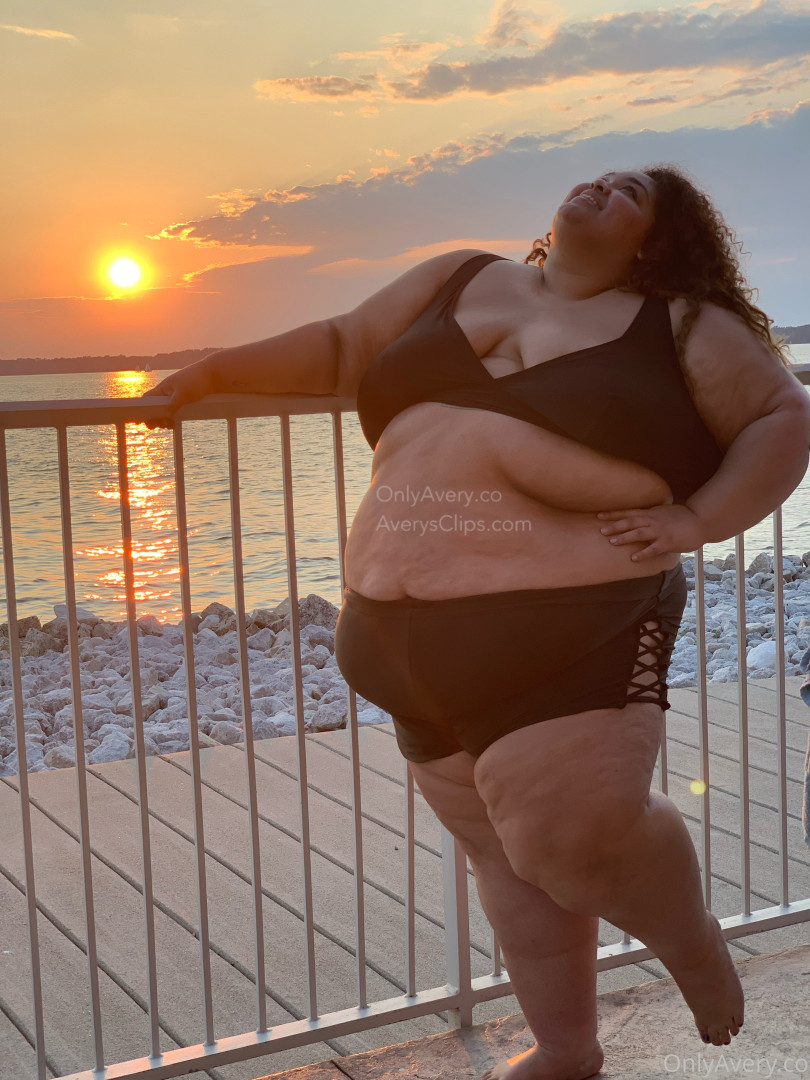 Photo by averyssbbw published on August 3,2023 07:54:06 - BestThots