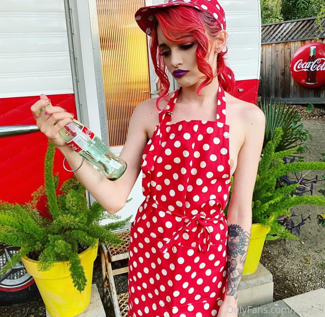 Photo by lolafae published on October 15,2023 21:26:27 - BestThots