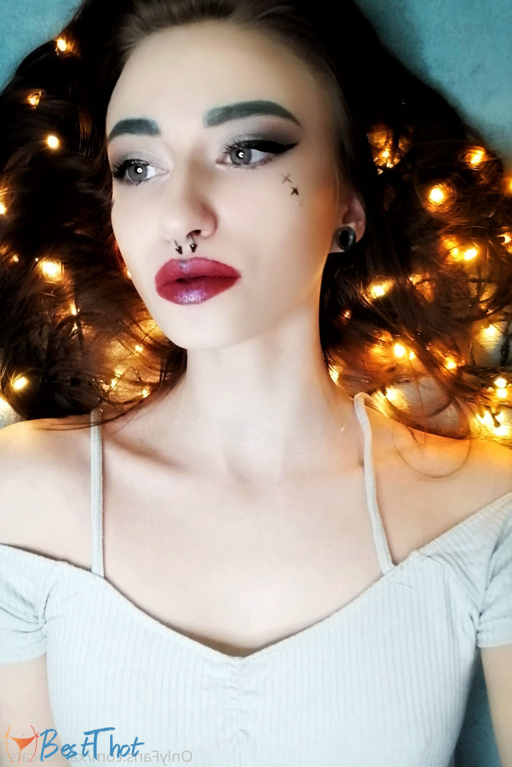 Photo by xaristocatsx published on December 22,2024 04:09:07 - BestThots