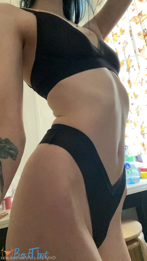 Photo by xaristocatsx published on December 22,2024 06:10:16 - BestThots