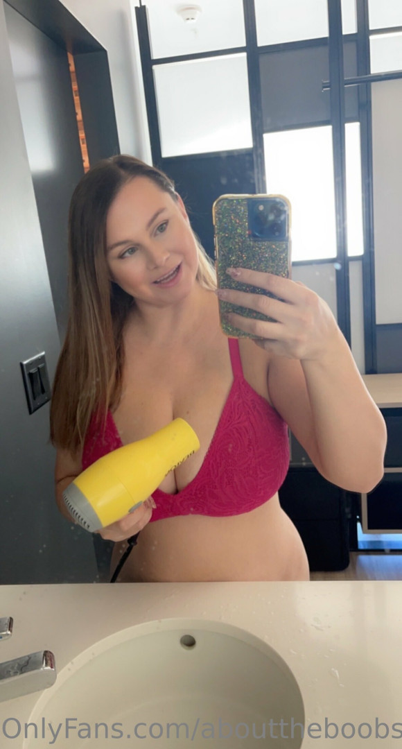 Photo by abouttheboobsvip published on November 2,2023 09:29:43 - BestThots