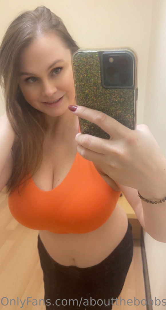 Photo by abouttheboobsvip published on November 2,2023 09:30:08 - BestThots