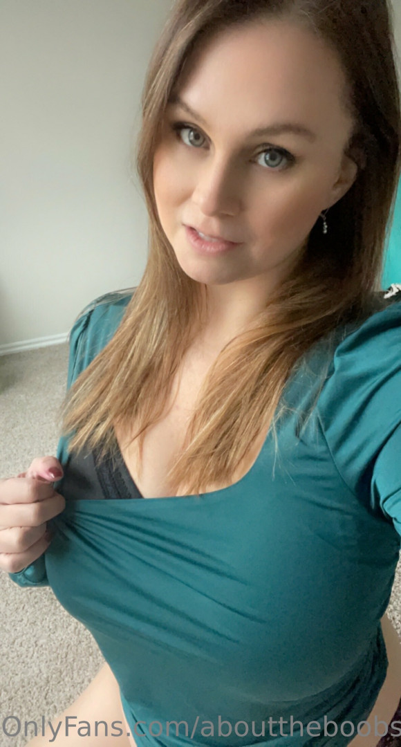 Photo by abouttheboobsvip published on November 2,2023 09:53:27 - BestThots