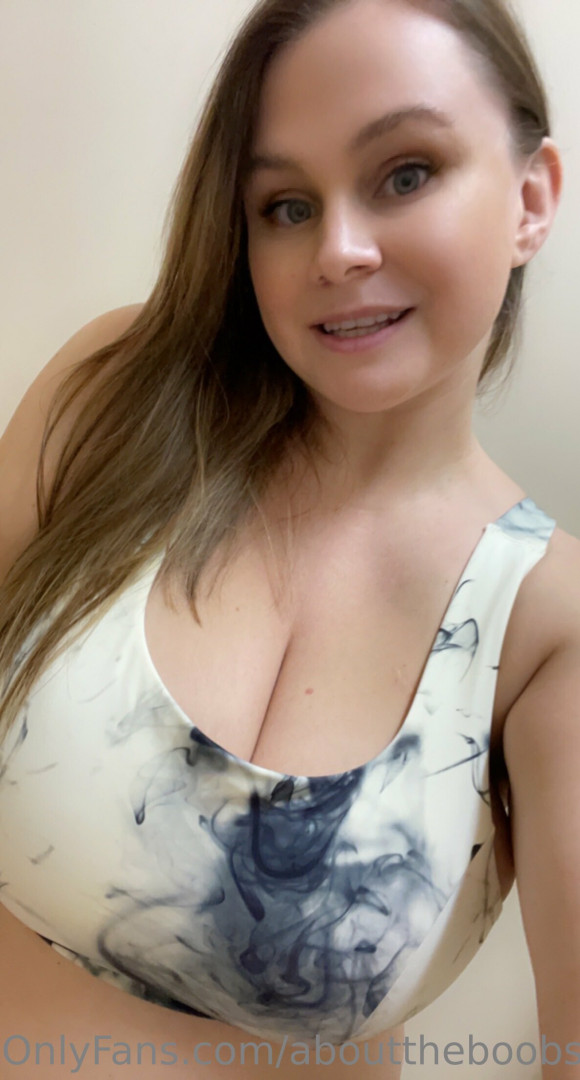 Photo by abouttheboobsvip published on November 2,2023 09:53:47 - BestThots