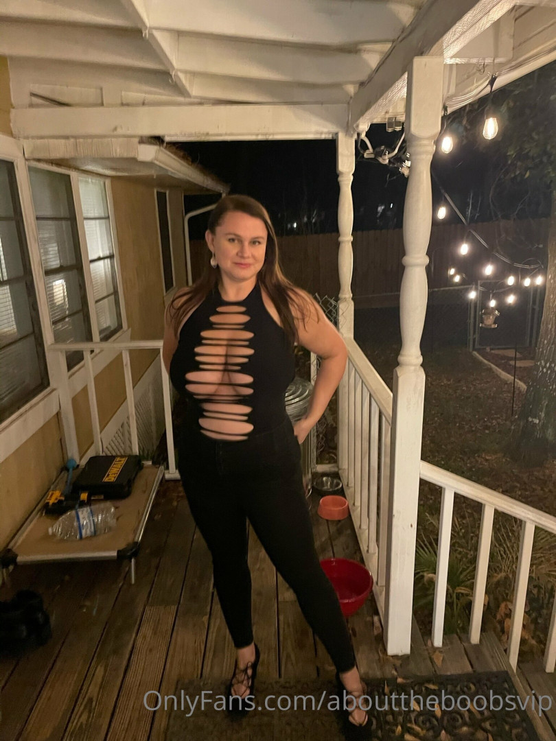 Photo by abouttheboobsvip published on November 2,2023 09:53:49 - BestThots