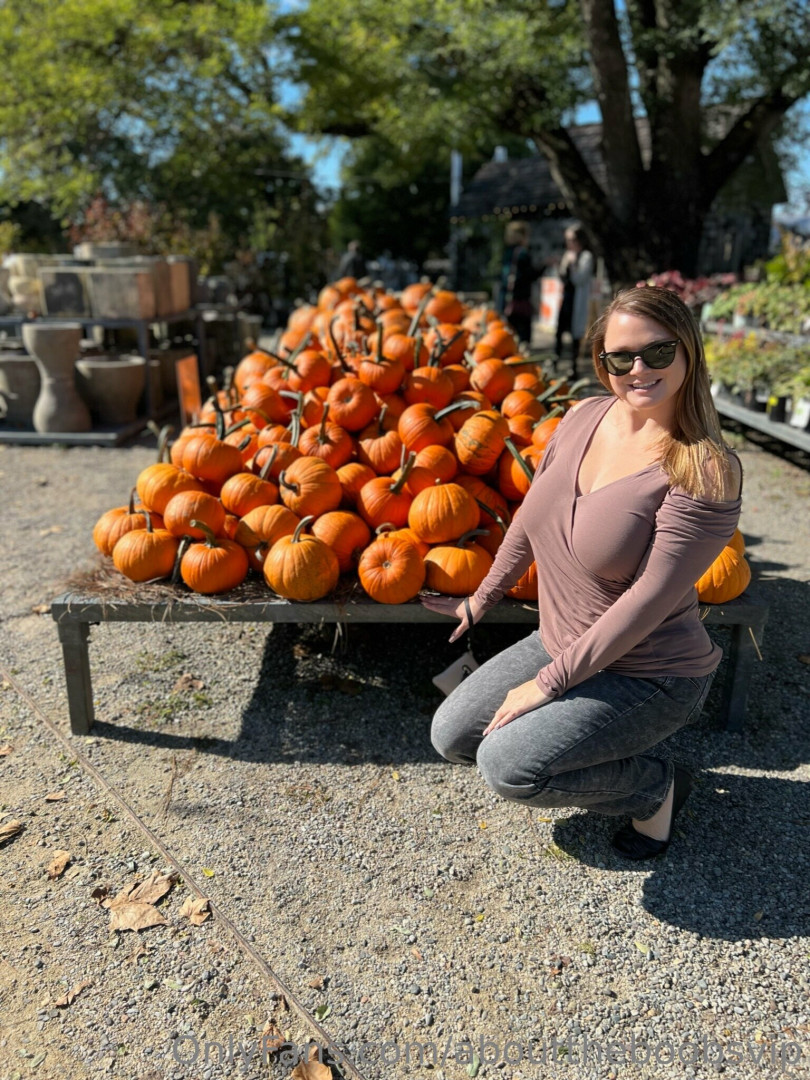 Photo by abouttheboobsvip published on November 2,2023 09:54:13 - BestThots