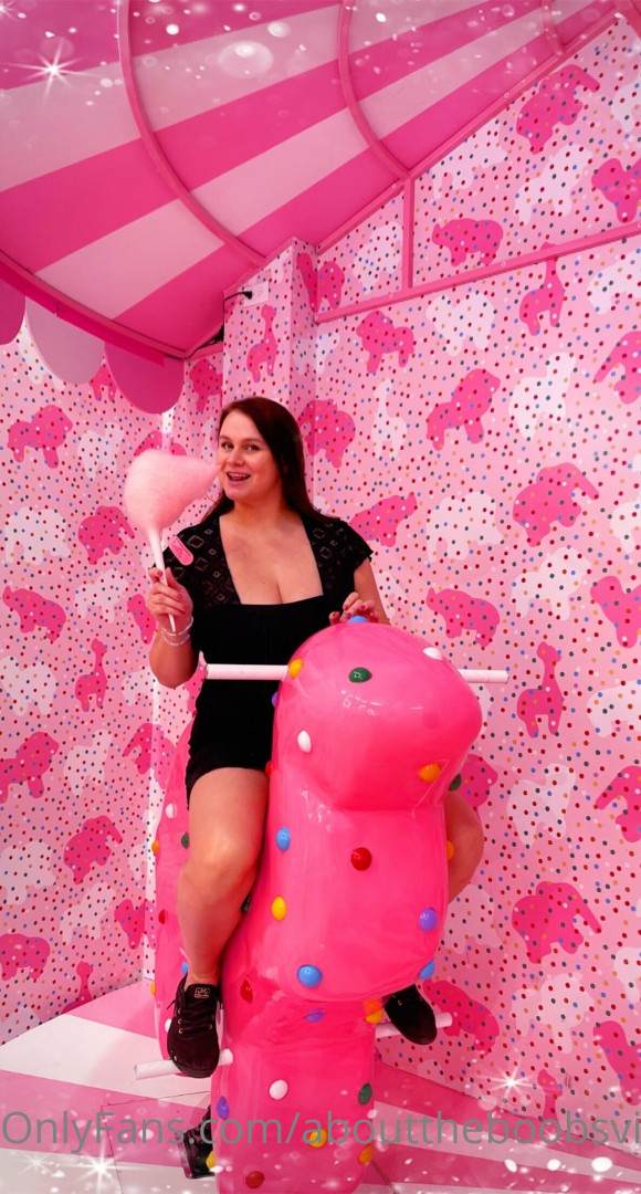 Photo by abouttheboobsvip published on November 2,2023 09:54:14 - BestThots