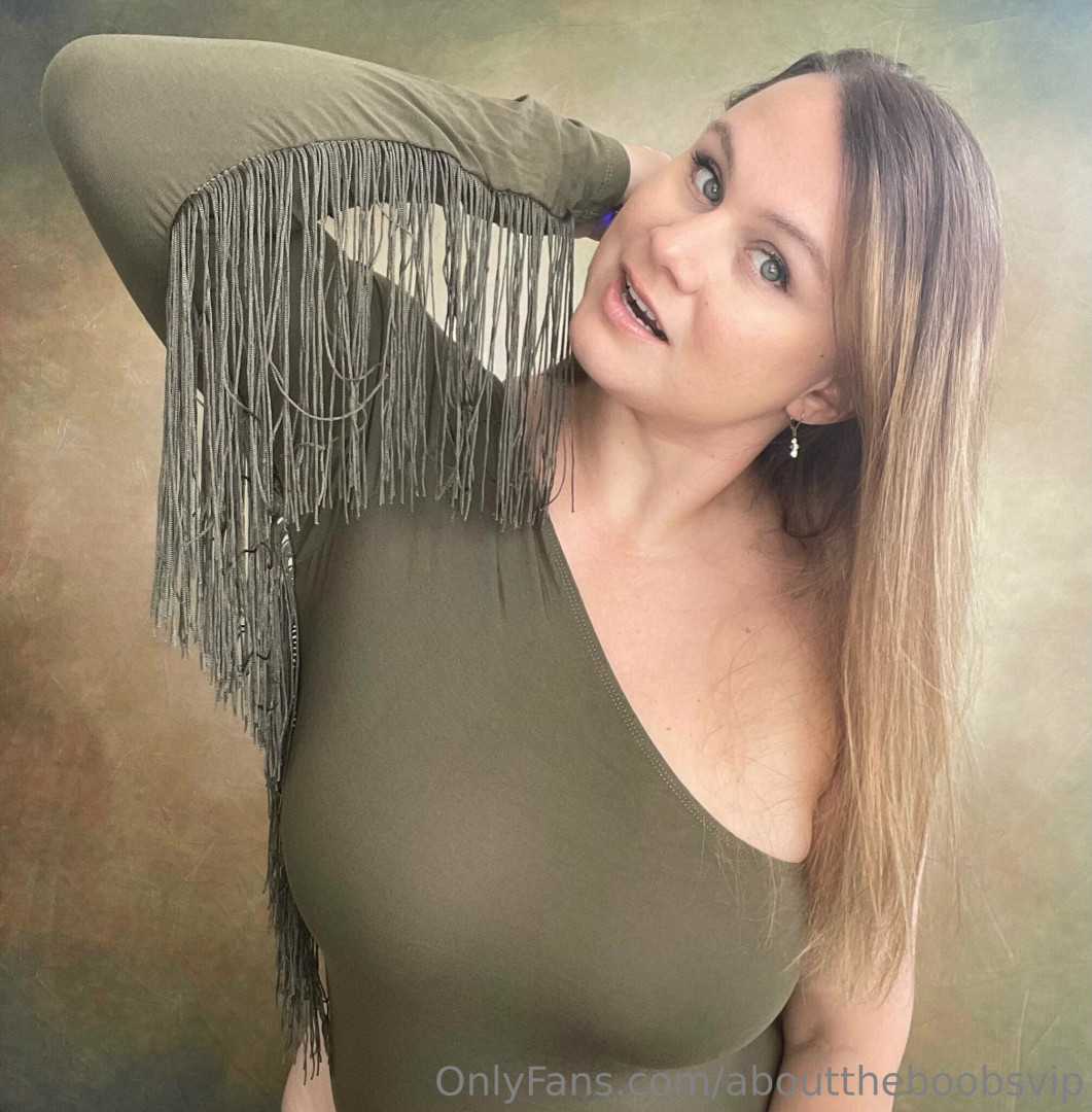 Photo by abouttheboobsvip published on November 2,2023 09:54:29 - BestThots