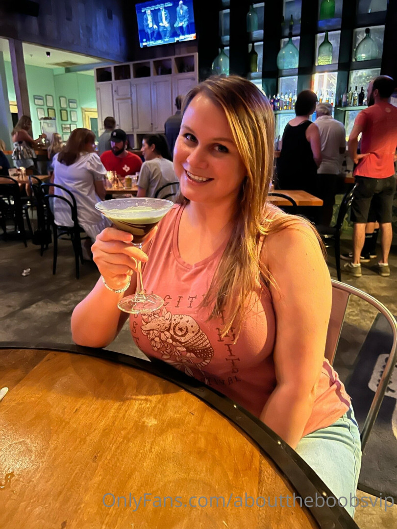 Photo by abouttheboobsvip published on November 2,2023 09:54:34 - BestThots